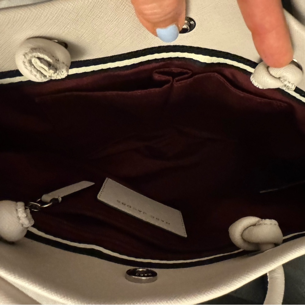 Marc Jacobs Cream Handbag - Picture 5 of 7